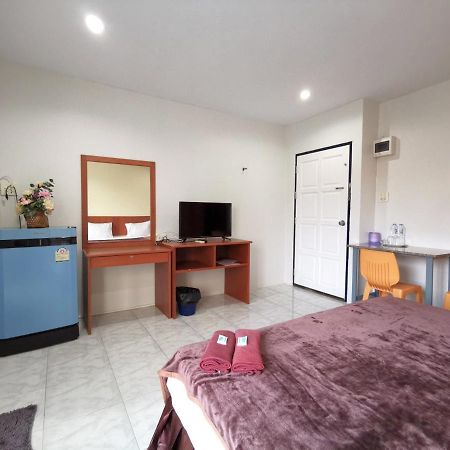 Ban Kaew Guesthouse 송클라 외부 사진